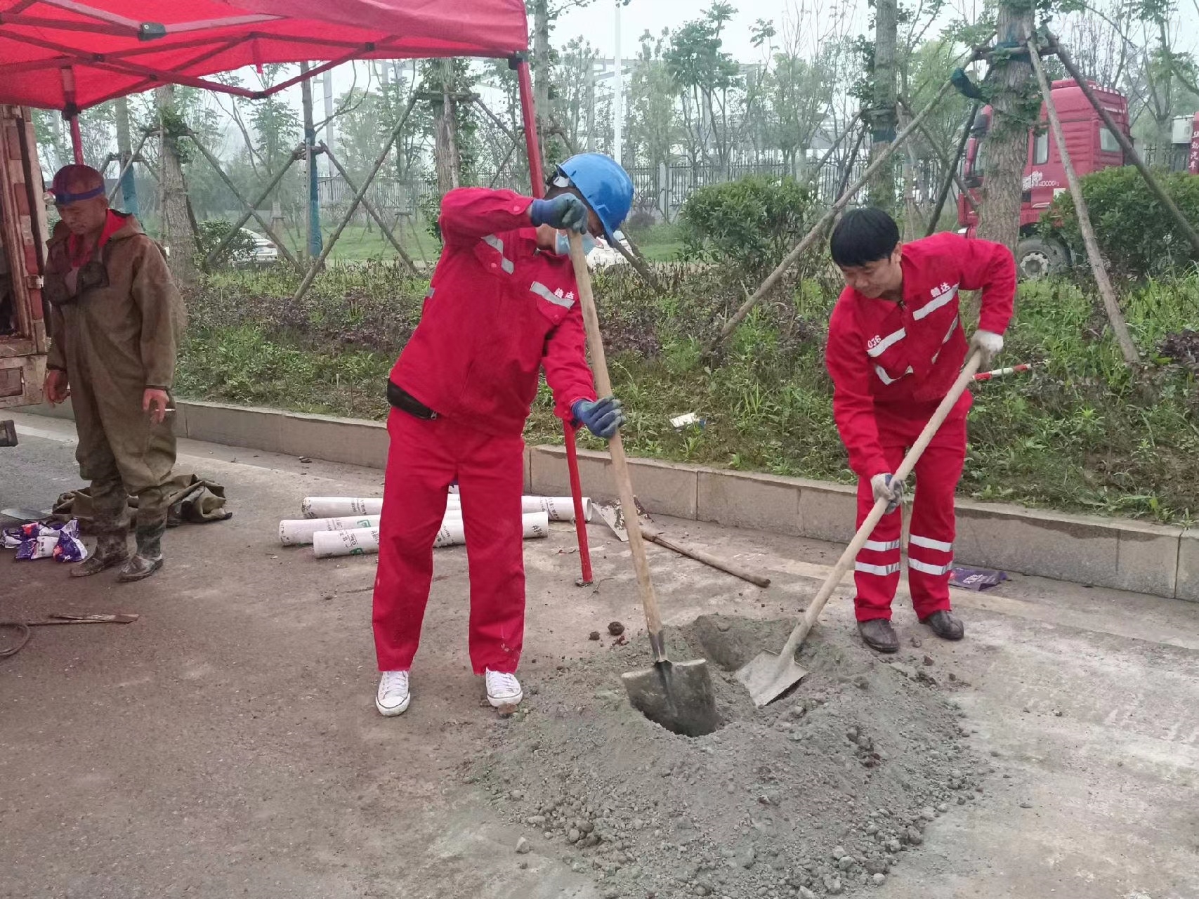 铜鼓管道疏通哪家好】及时进行市政管道清淤